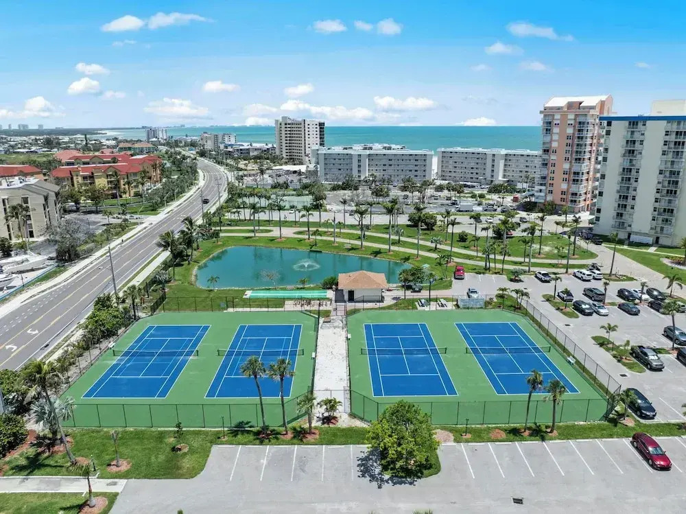 Estero Beach Tennis Club 708c Sunrise Sunset View