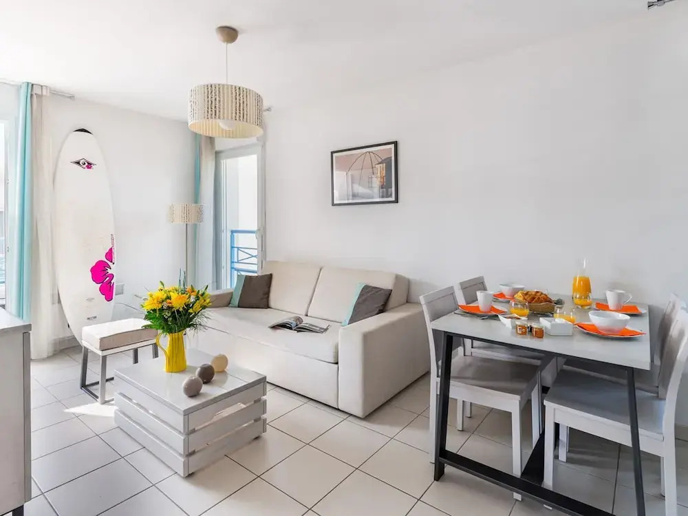 Nice Apartment With Dishwasher, 150m. Away From Platin Beach