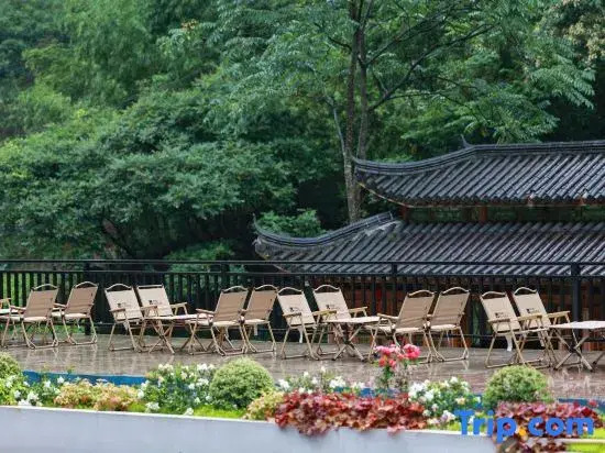 Hangzhou Linxi Shanshe Brookside Detached Villa (the Taihu Yuan)