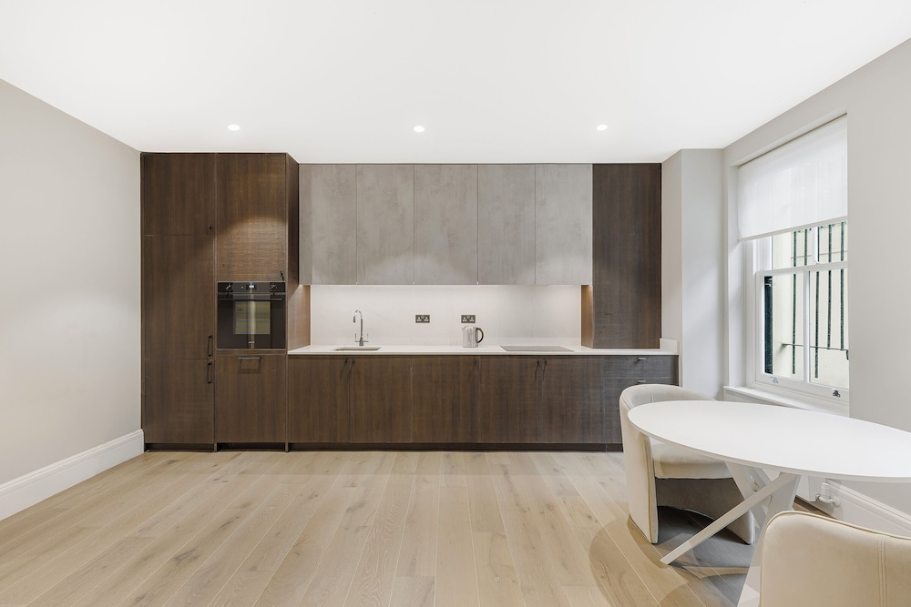 Collingham Road - 1 Bedroom Apartment III