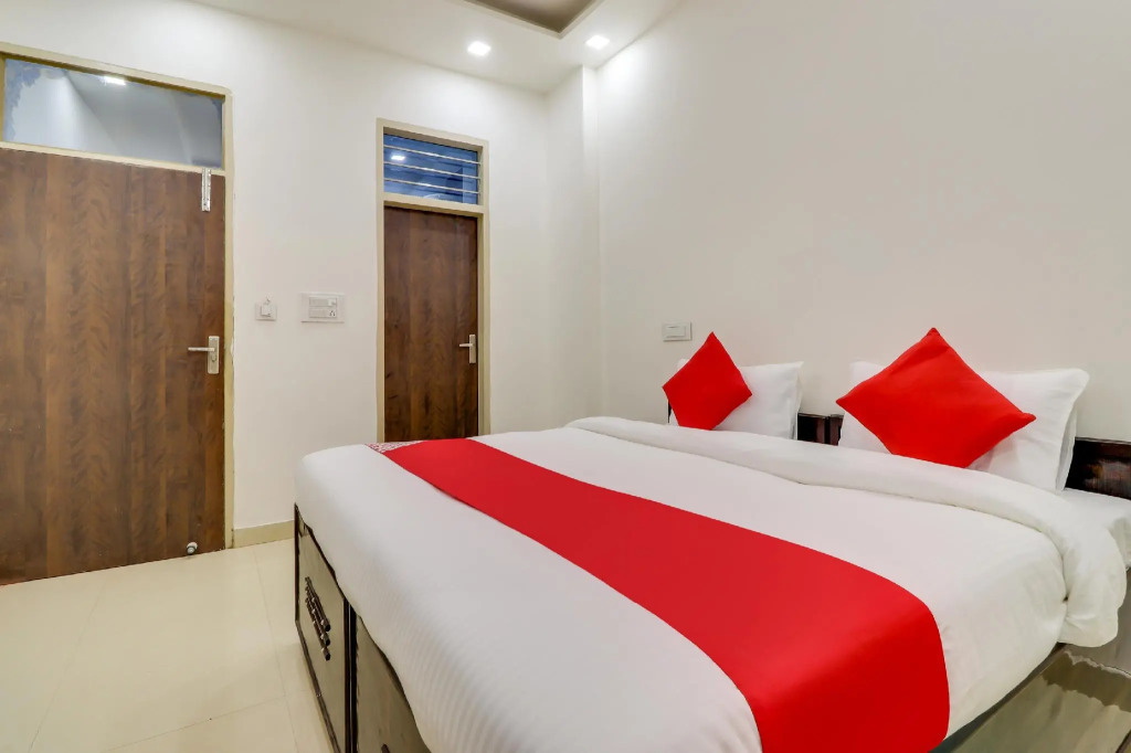 OYO Flagship 75888 Hotel Orchid