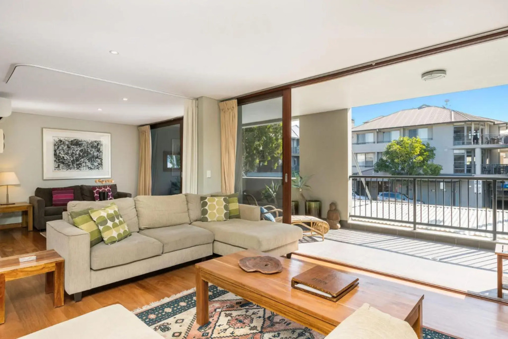 Byron Bay Accom Unit 2 21-25 Fletcher Street - Casablanca at Bogarts