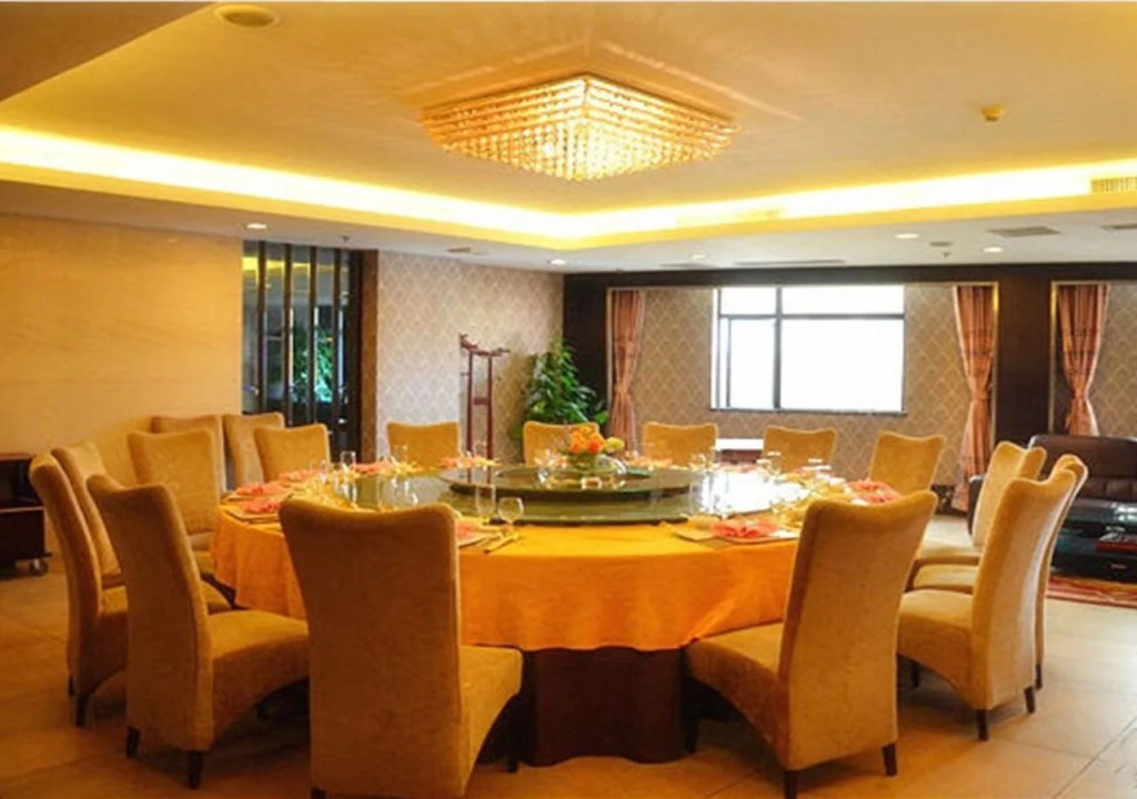 One Hotel