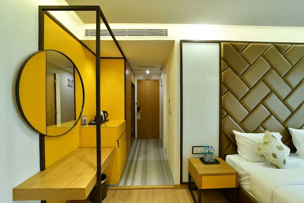 The President Hotel, kumarapark