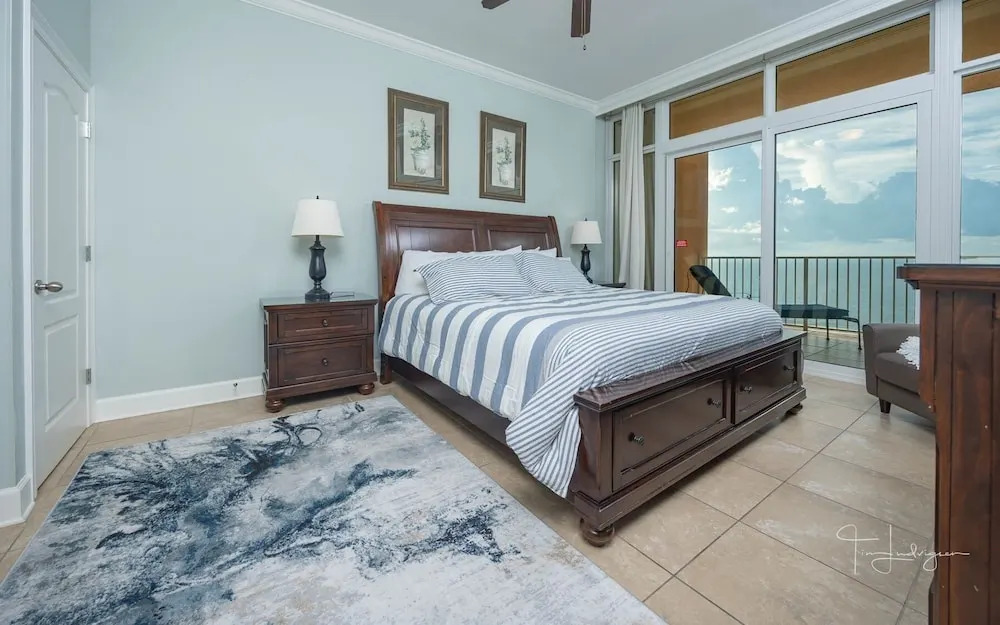 Phoenix Gulf Shores 1602-1 1 Bedroom Condo