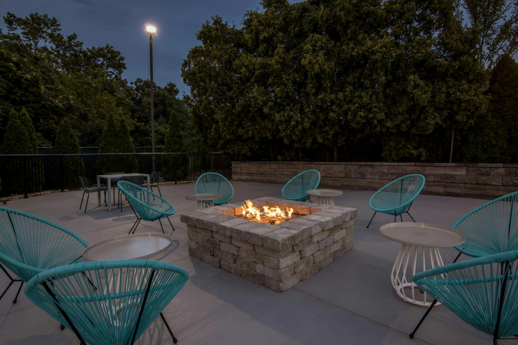 Spark by Hilton Roanoke Civic Center