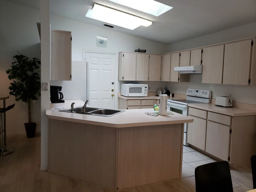 Windward Cay 4707