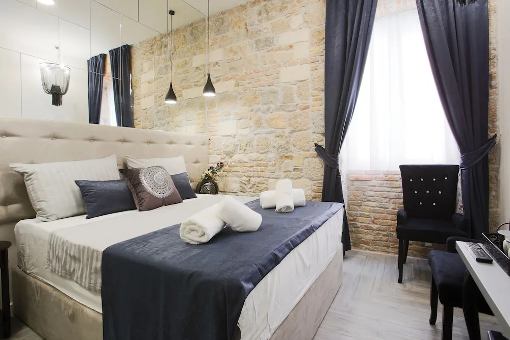 Avangarde Luxury Rooms