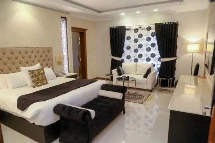 Hotel Beesh Beesh Village