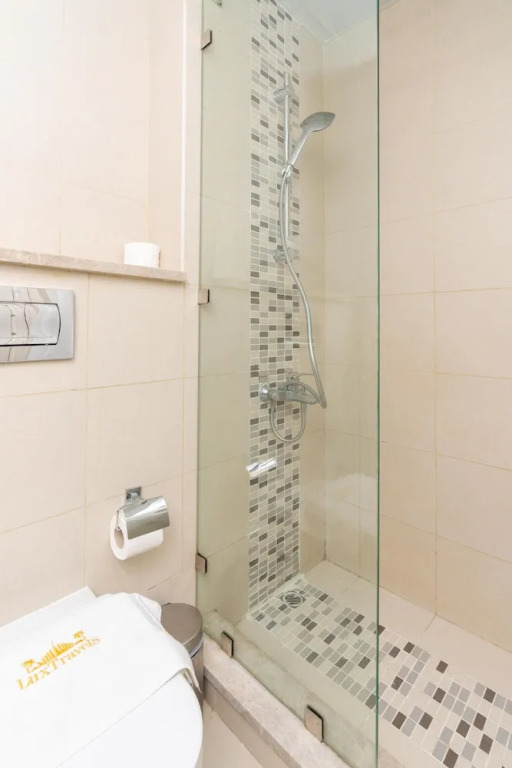 Lux BnB Studio Al Furjan