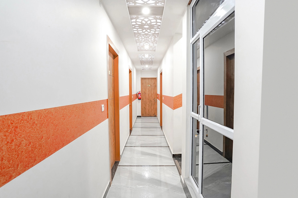 FabHotel Sirtaj Suits