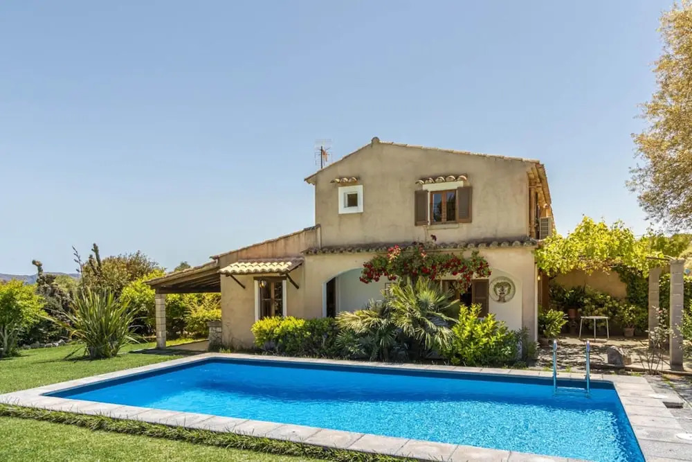 Villa - 2 Bedrooms with Pool and WiFi - 107924