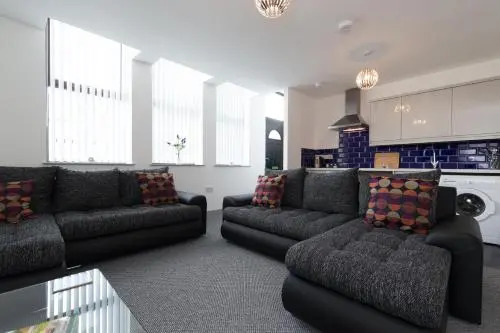 Smithfield Apartments by YourStays - Gated Apartments with private car park in City Centre