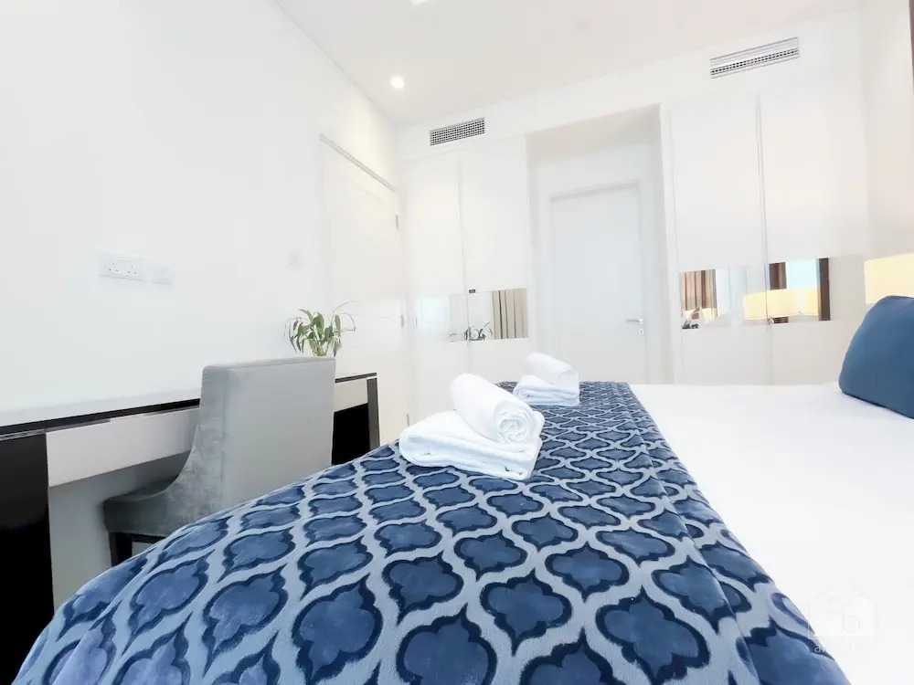 Cozy 1b With Balcony in Business Bay