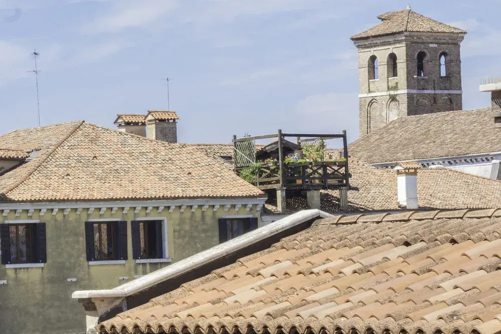 Venice Apartments