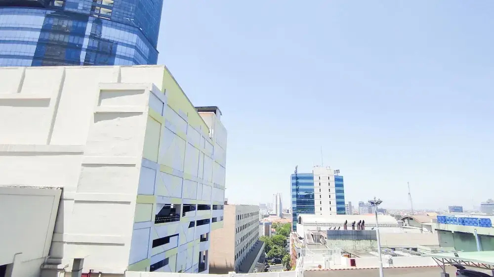 Premium and Restful 3BR in City Center at Kondominium Regensi Apartment