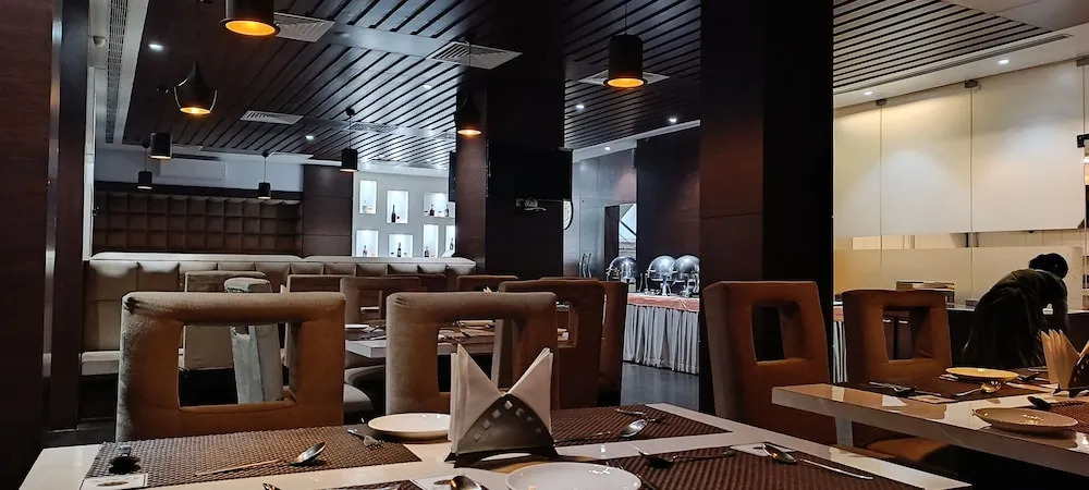 Hotel B.S. PLAZA