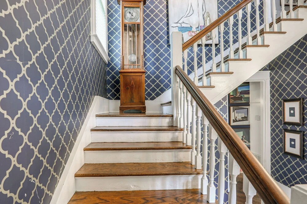 Midtown Jackson - 1900 Brick Craftsman Home