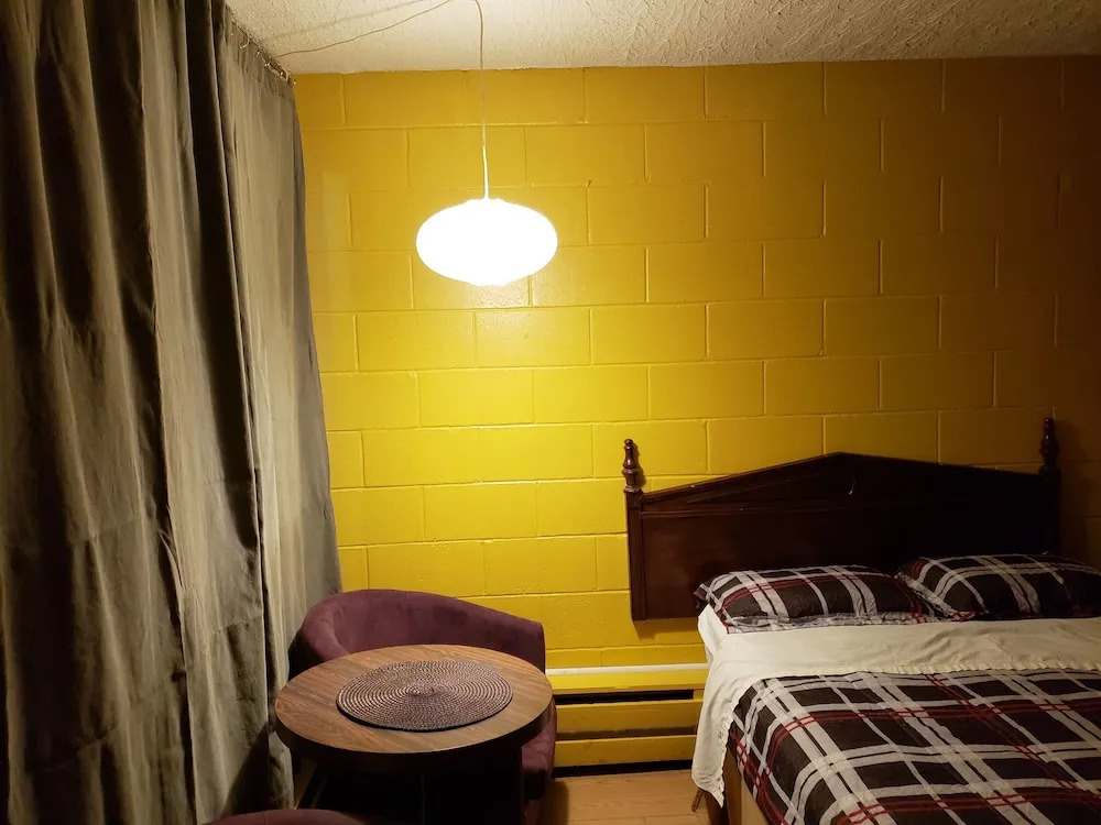 Caravan Motel