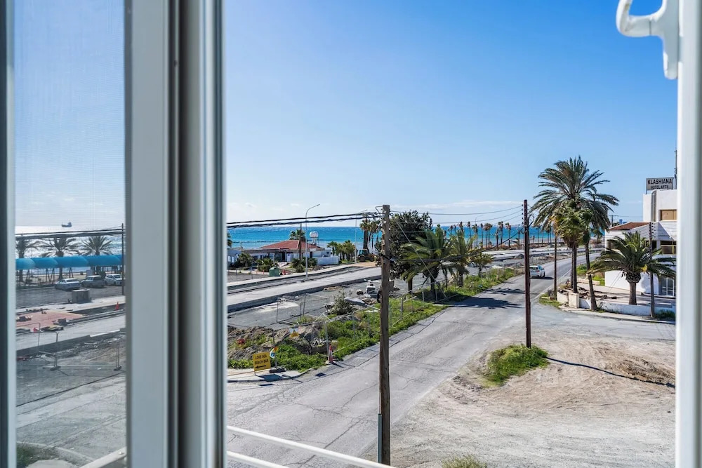 Tyris - 1-BR Apt. & Balcony in Larnaca