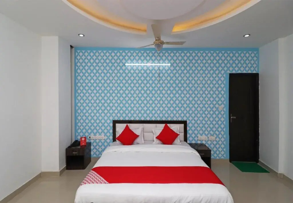 OYO 28849 Hotel Sunshine
