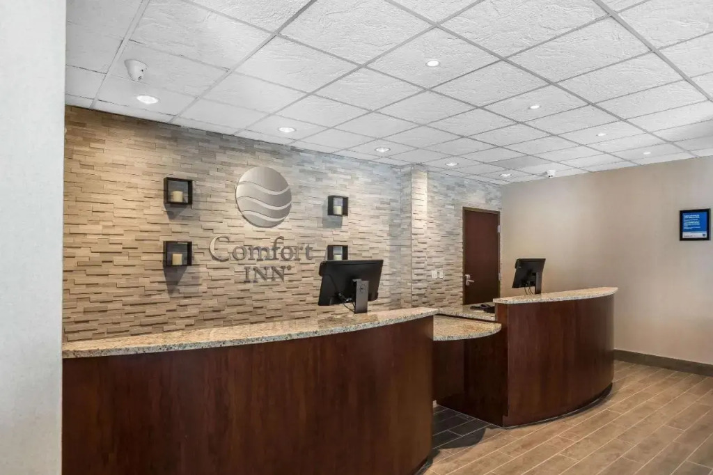 3 Palms Inn & Suites Bay City