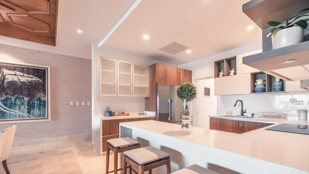 Once in a Lifetime Experience Enjoy This 4 BR Penthouse at Aquamarina