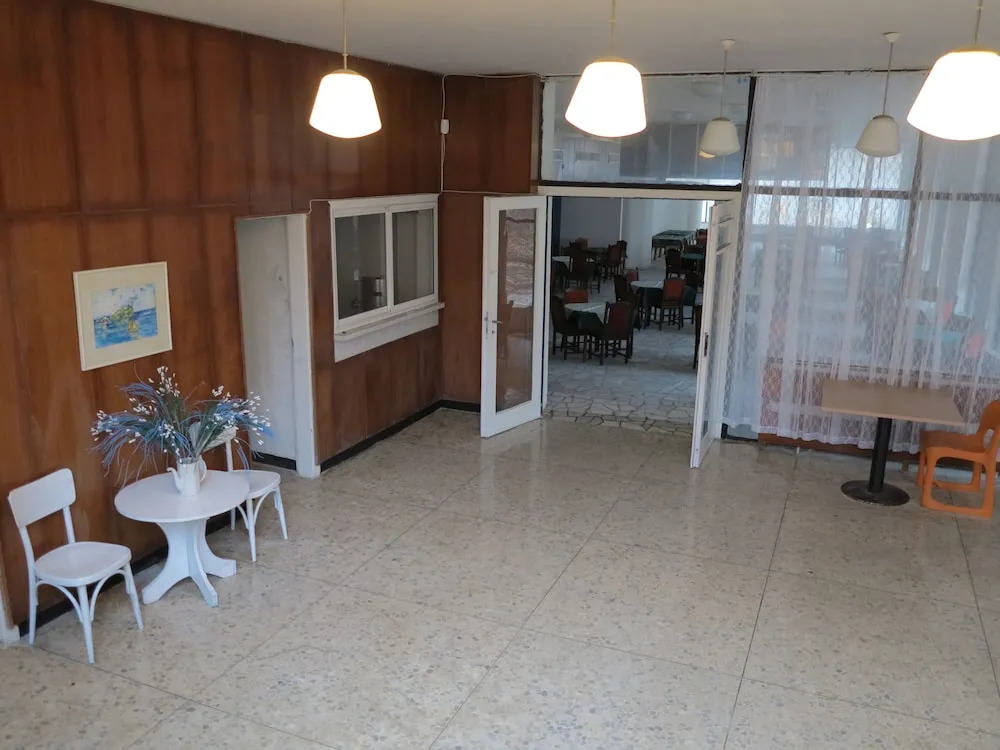 Hotel Tango
