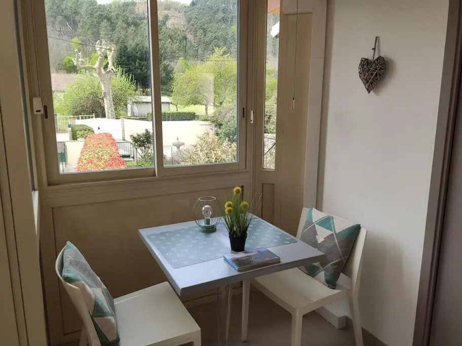 Studio Belles Prestations En Cevennes (Adults Only)