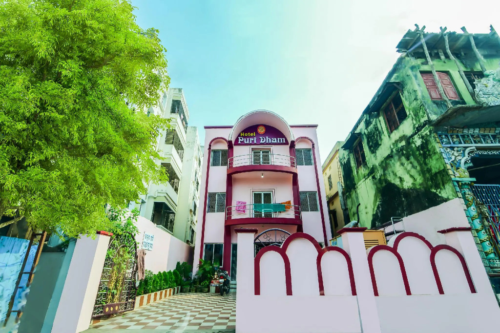 SPOT ON 63771 Hotel Puri Dham