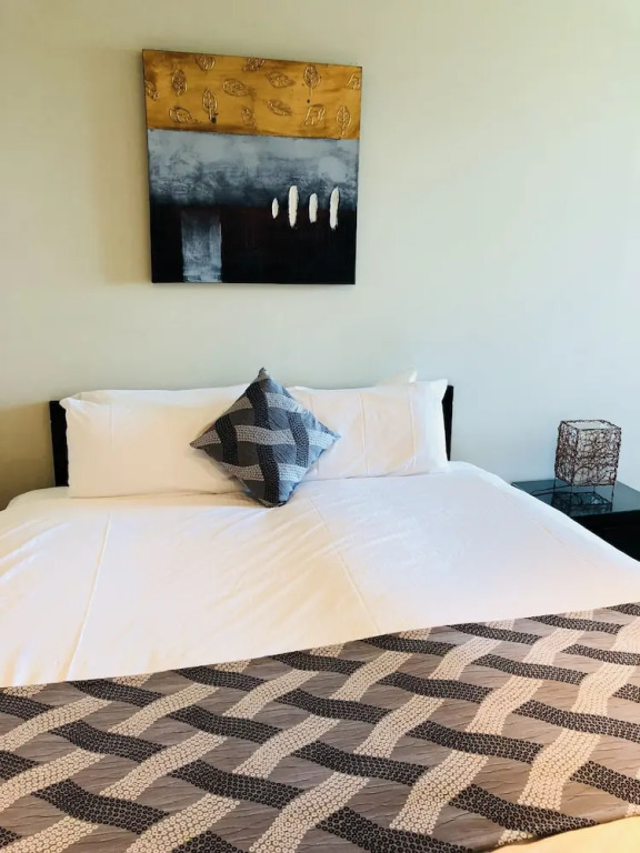 Astonishing Docklands View Deluxe Room