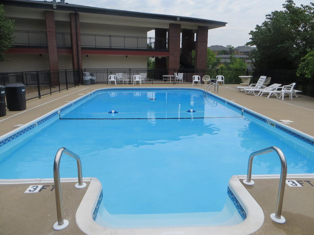Lodge At the Falls