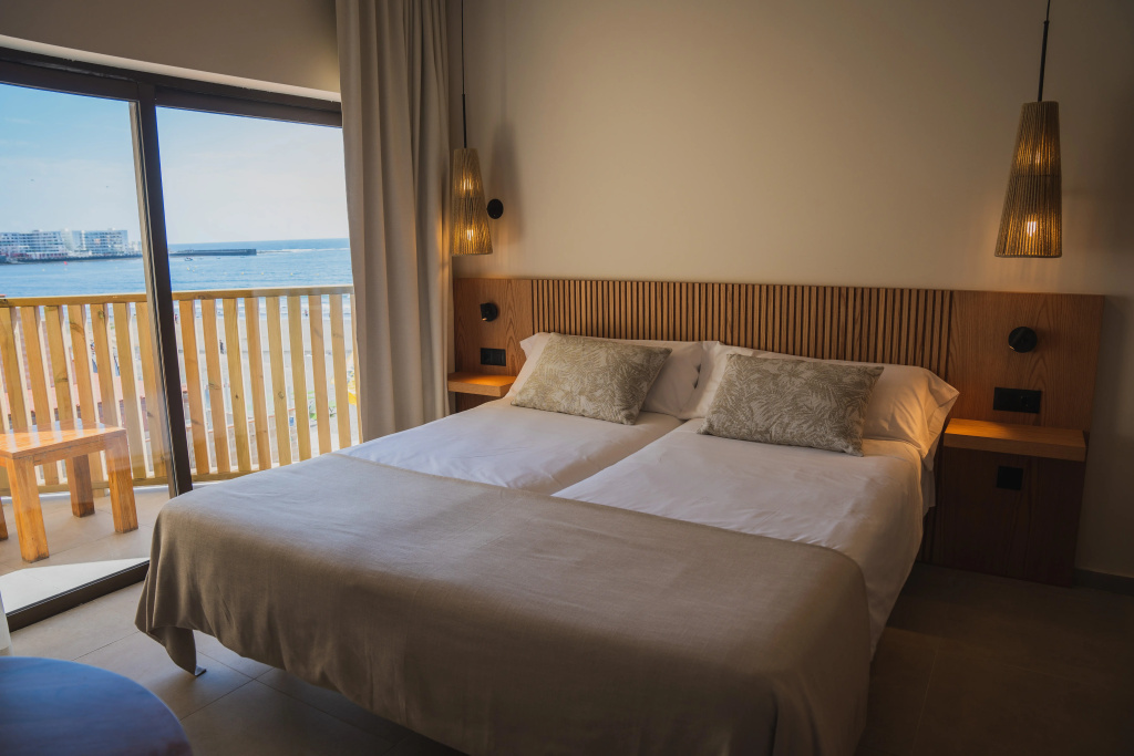 Отель Playa Sur Tenerife