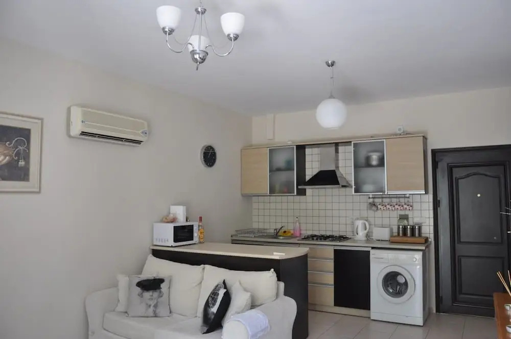 Begonvilla Apart D2 by Angel Rentals