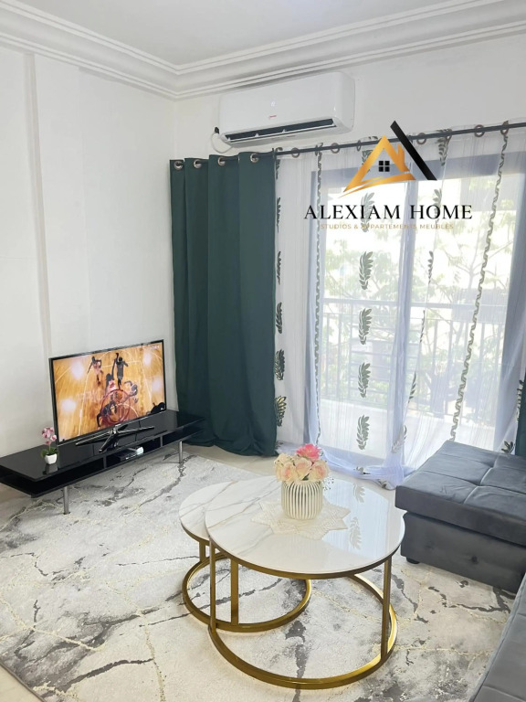 Studio Moderne et Chic