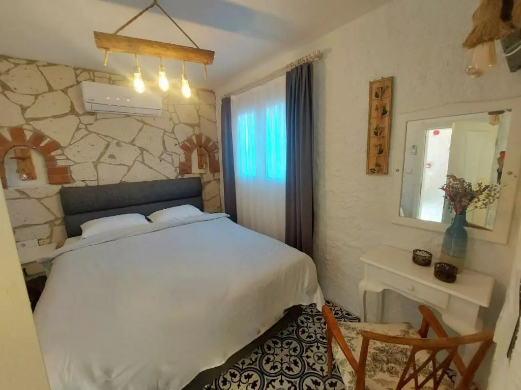 BADEMİÇİ OTEL