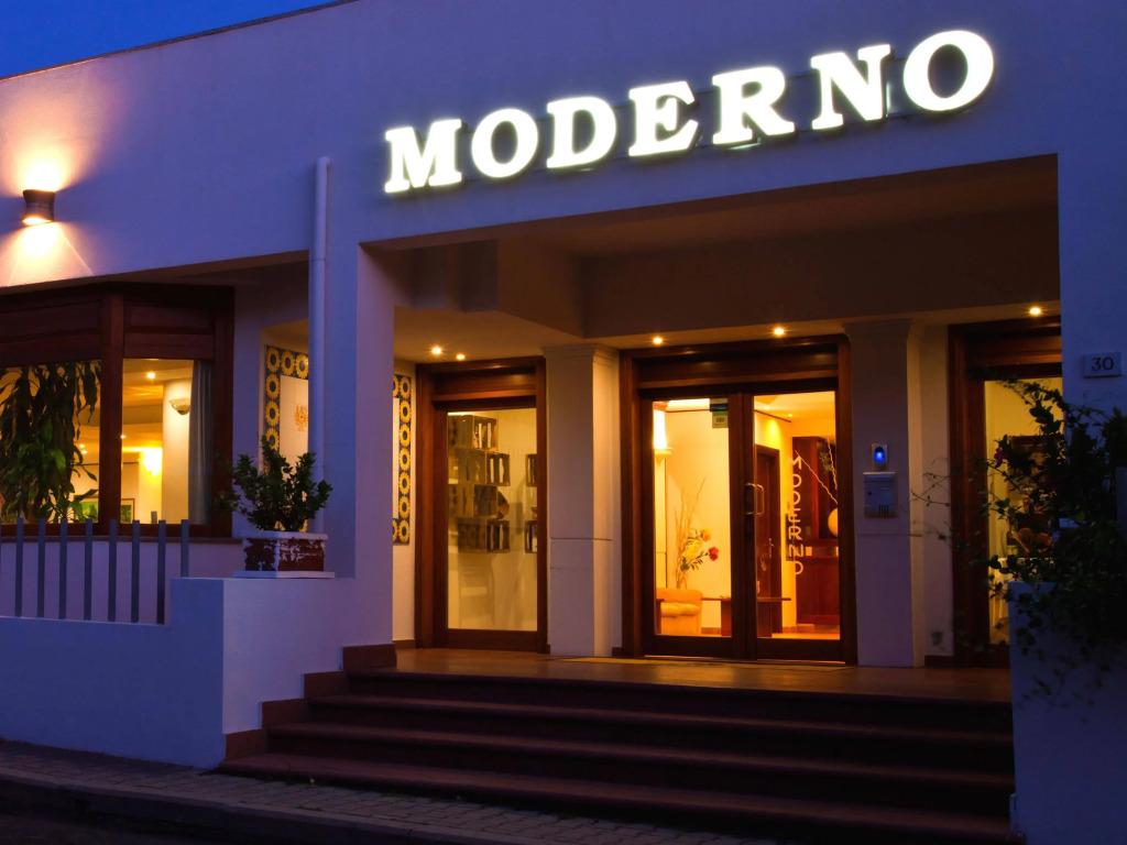 Hotel Moderno