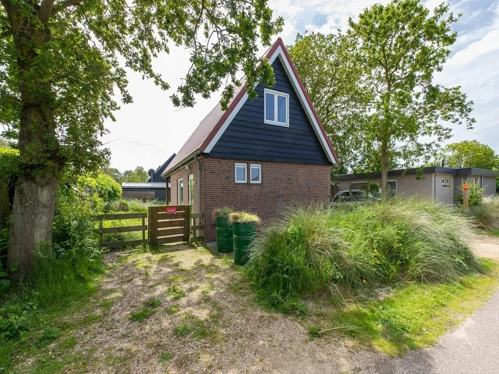 Holiday Home in Renesse Near Seabeach