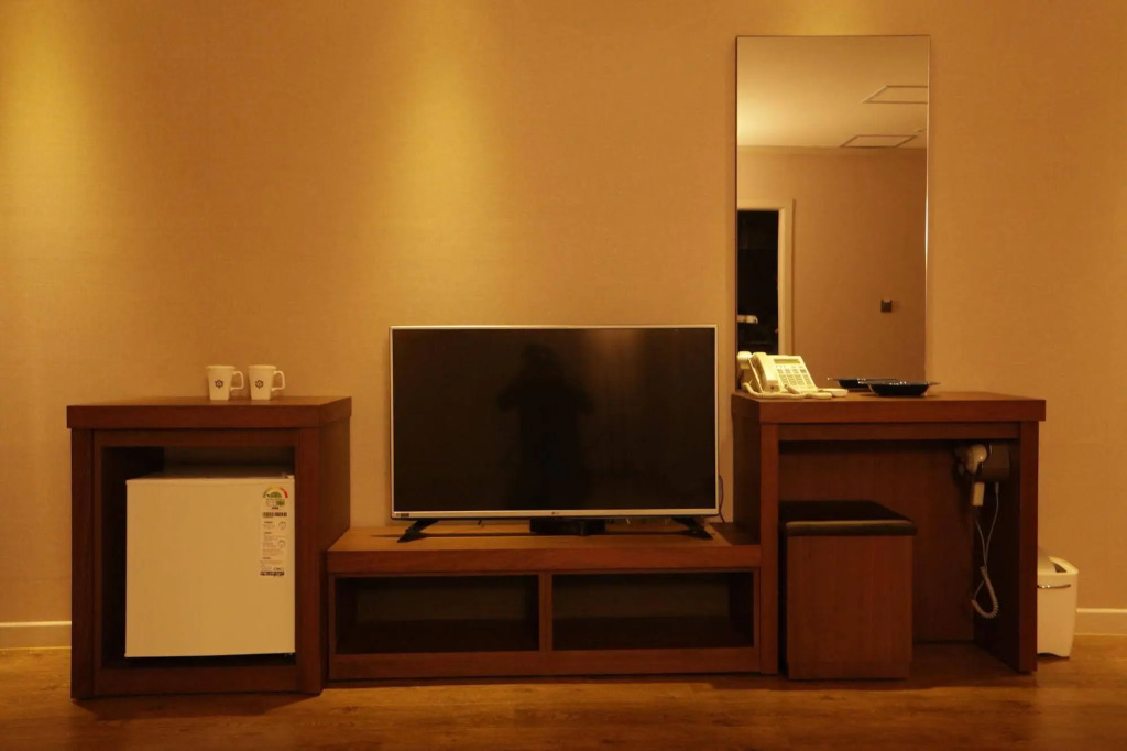 Yihua Hotel