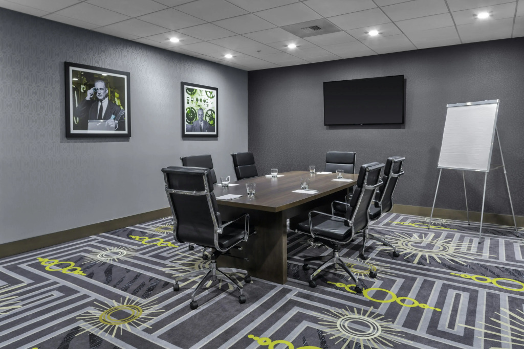 Hampton Inn & Suites Los Angeles/Hollywood, CA