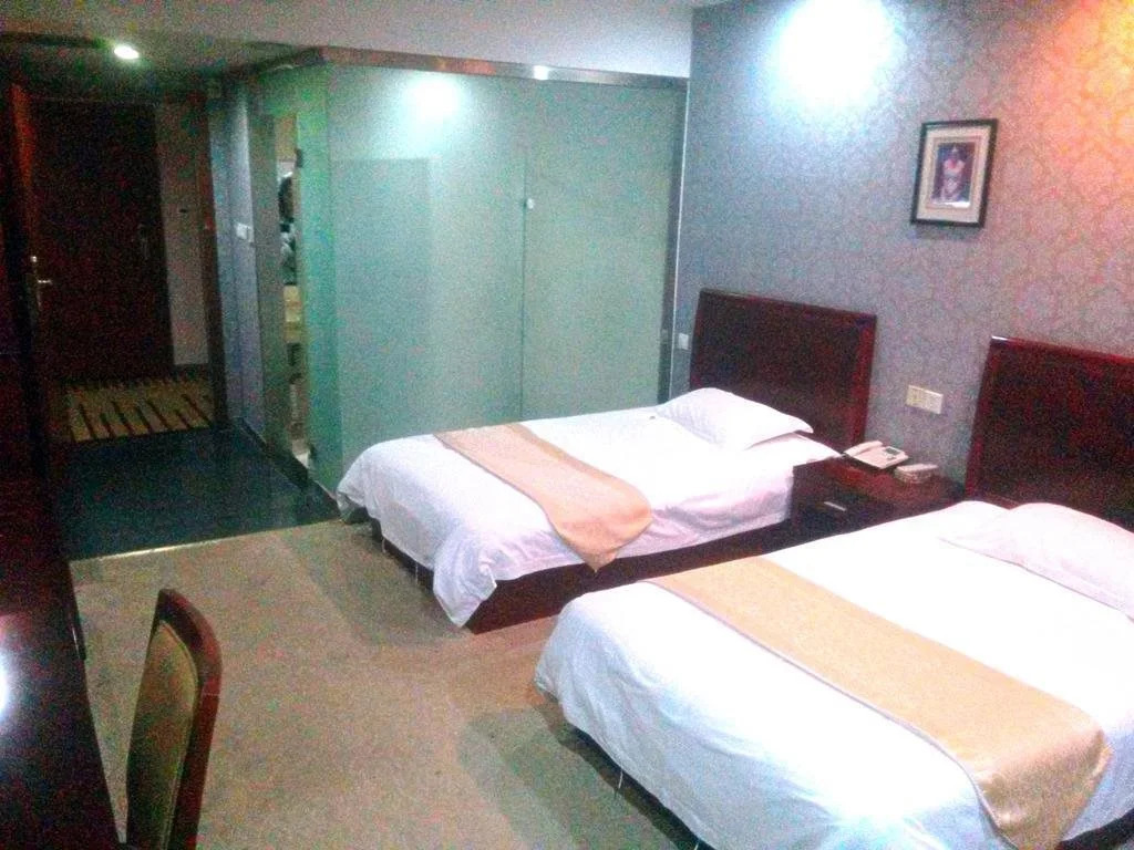 Shunwei Hotel