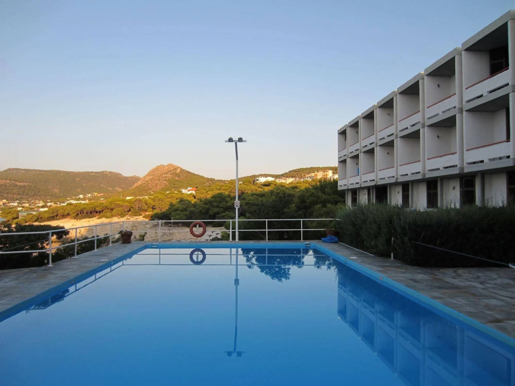 Apollo Resort