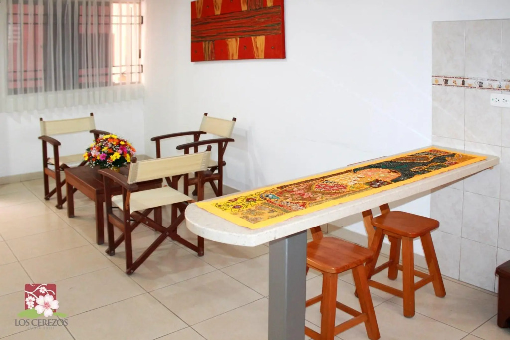 Apartahotel Los Cerezos