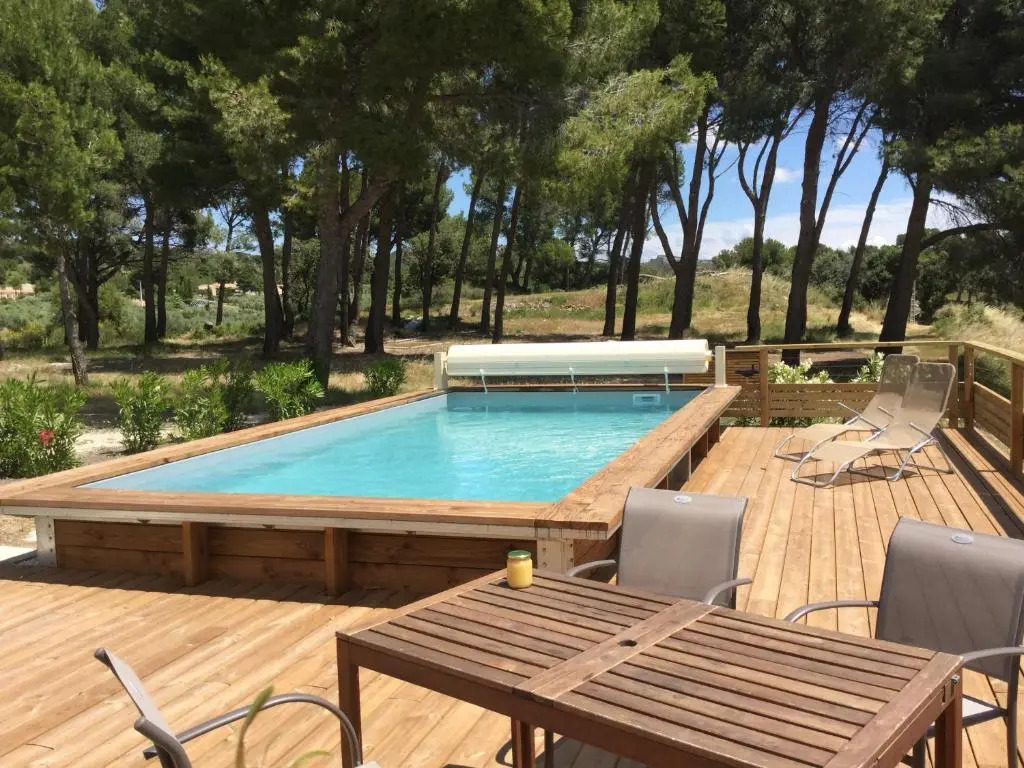 Ferme provençale traditionnelle avec piscine privée, dans un site naturel exceptionnel en campagne de Maussane les Alpilles, 8 personnes, LS1-314 MARCA