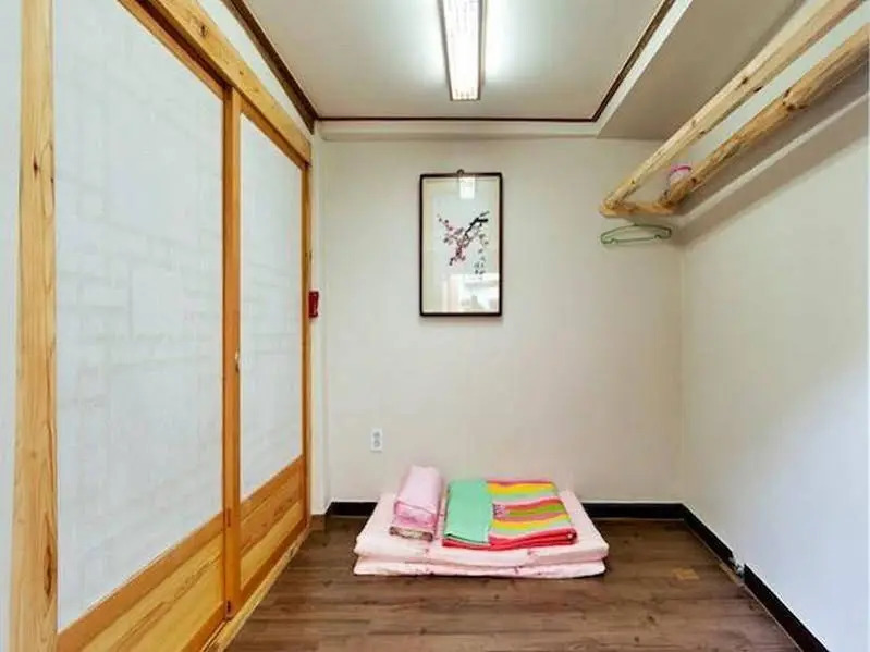 Goldfish Inn Seoul