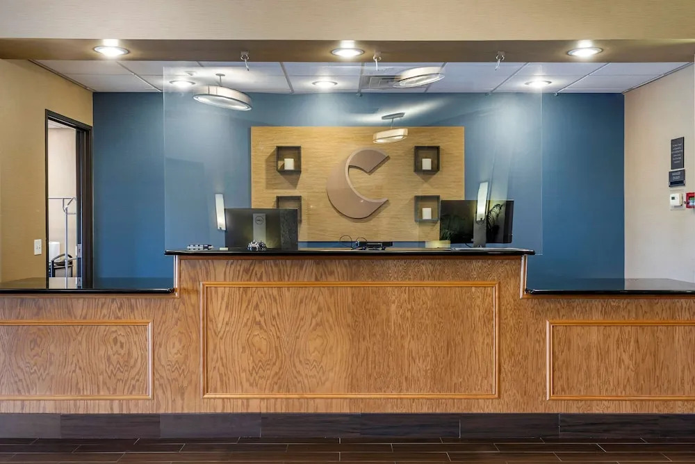 Comfort Inn & Suites Greenville Il
