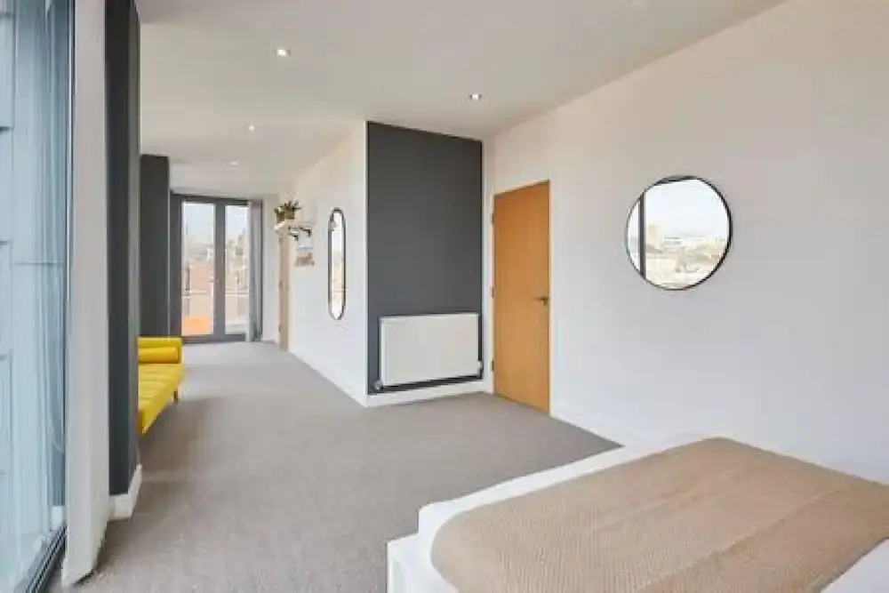 Host Stay The Knight Street Penthouse II
