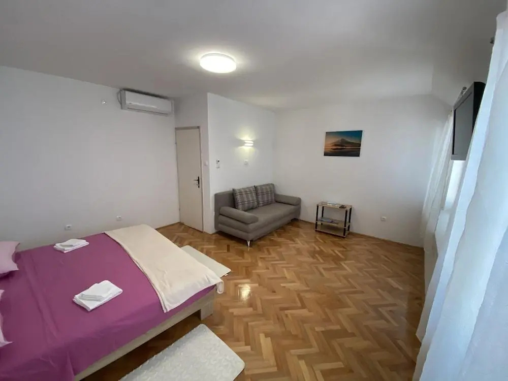 Maria Apartments