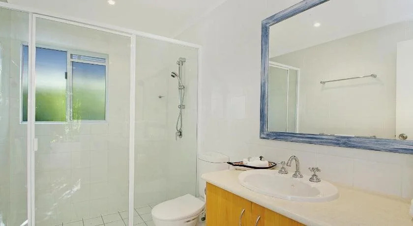 44 Cooran Court