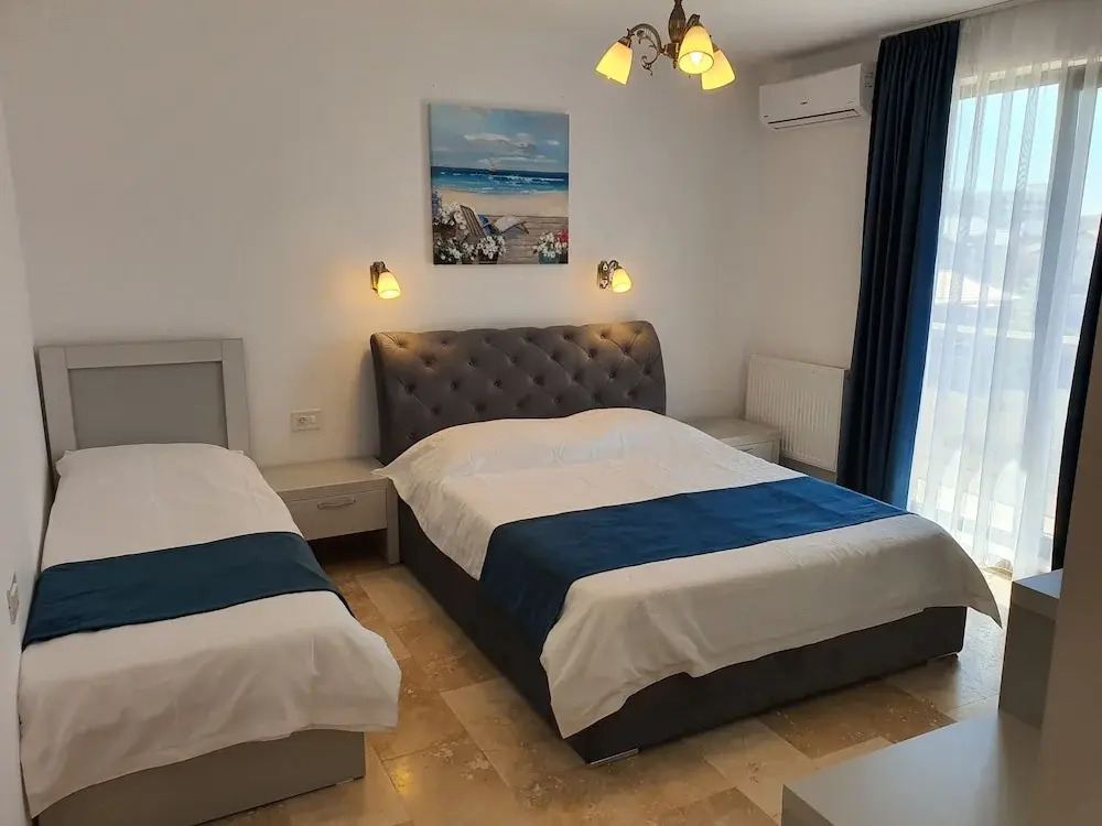 Roca Del Mar